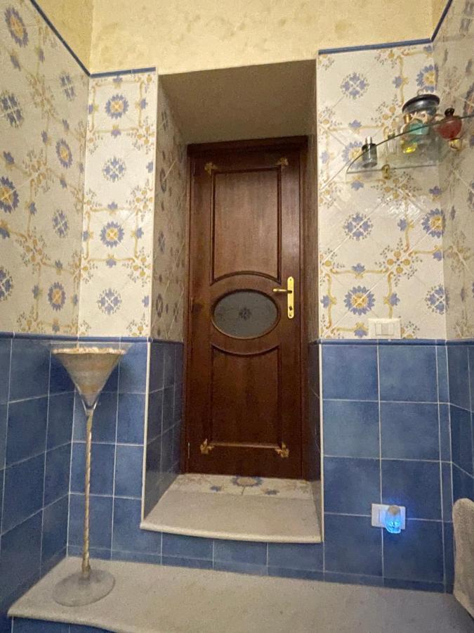 Al Centro Storico Home Naples Exterior photo